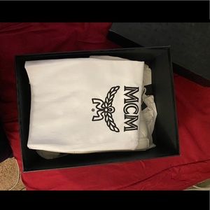 MCM sneakers unisex Sz 39/40 Men’s fits women’s 10